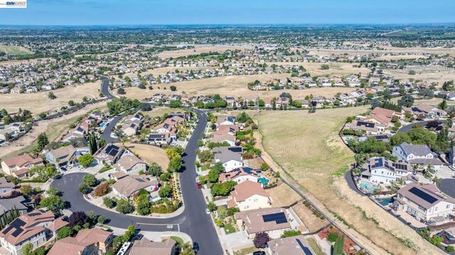 2760 ST. ANDREWS DR, Brentwood, CA 94513