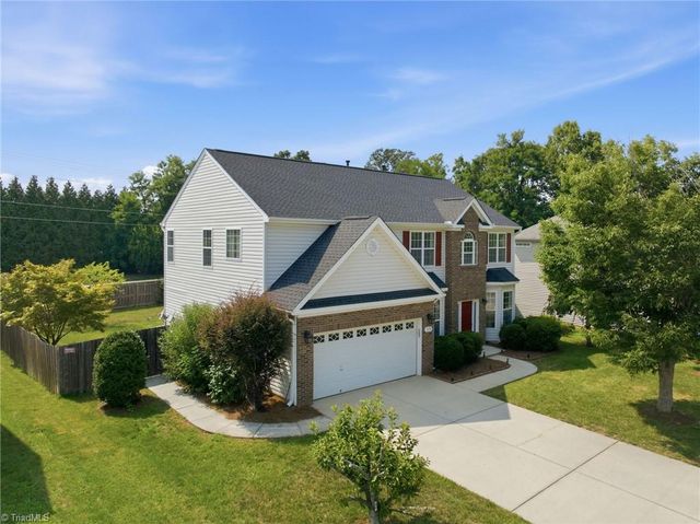 3174 Rock Pond Circle, High Point, NC 27265