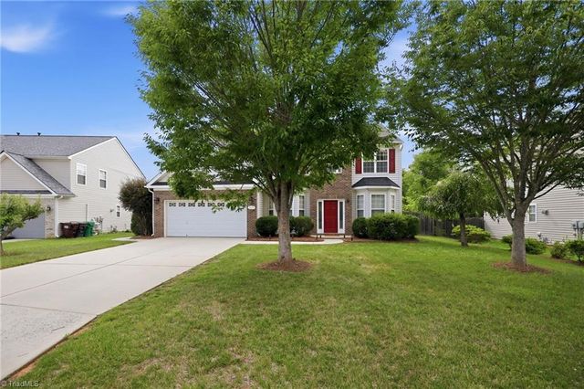 3174 Rock Pond Circle, High Point, NC 27265