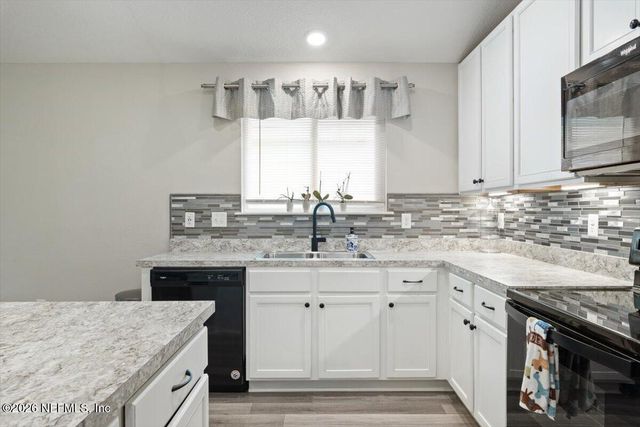 11567 DRIFTWOOD CREEK Drive, Jacksonville, FL 32218