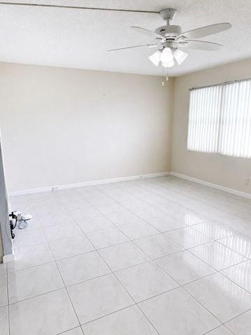 1089 WOLVERTON E 1089, Boca Raton, FL 33434