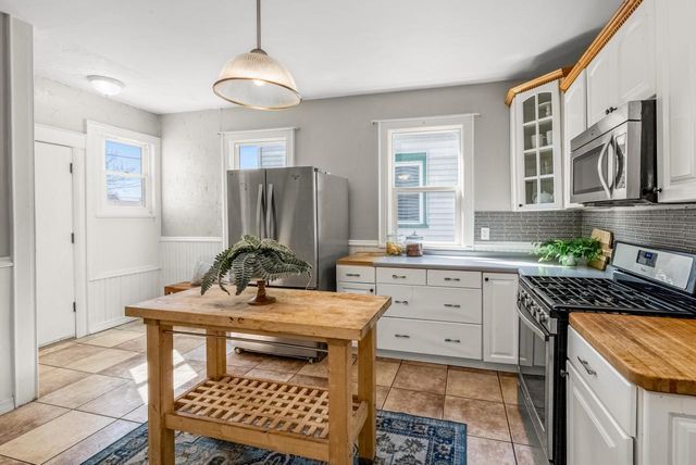 2628 Pierce STREET, Milwaukee, WI 53212