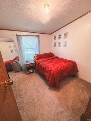 4415 S Pine Ridge Road, Birdseye, IN 47513
