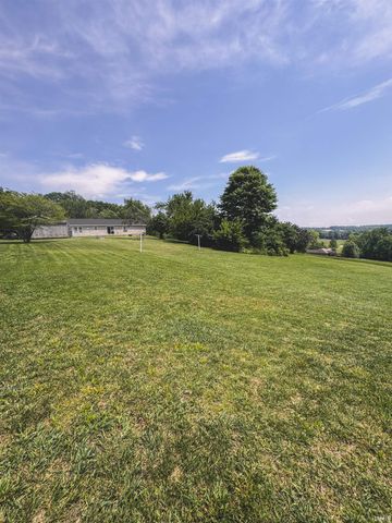 4415 S Pine Ridge Road, Birdseye, IN 47513