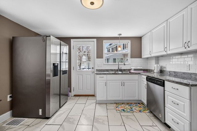 11 Havelock St, Malden, MA 02148