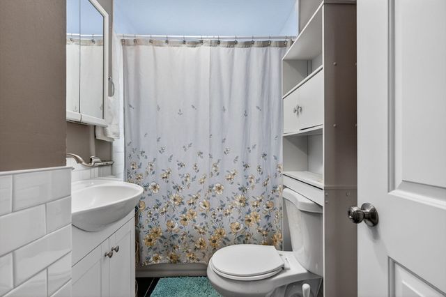 11 Havelock St, Malden, MA 02148