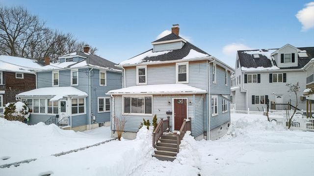 11 Havelock St, Malden, MA 02148