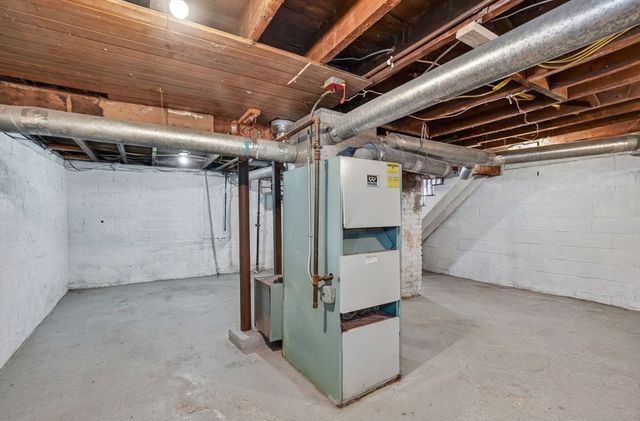 11 Havelock St, Malden, MA 02148