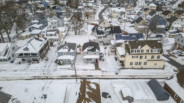 11 Havelock St, Malden, MA 02148