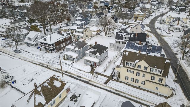 11 Havelock St, Malden, MA 02148