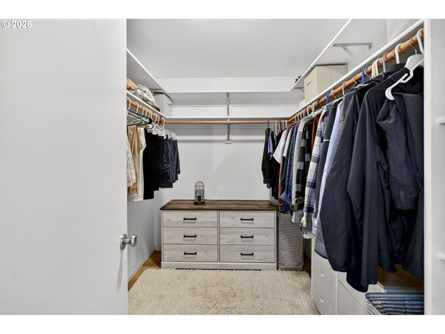 5733 Sw SALMON St, Portland, OR 97221