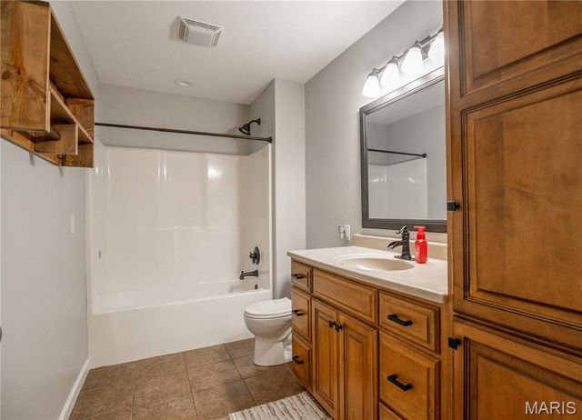 11559 Finley Drive, Dexter, MO 63841