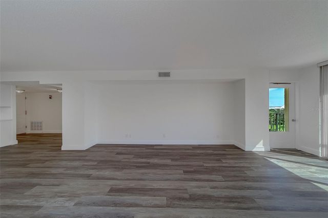 100 OAKMONT LANE 504, Belleair, FL 33756