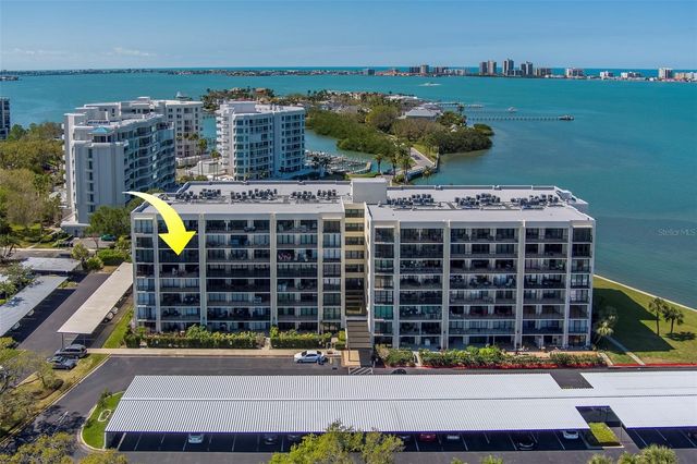 100 OAKMONT LANE 504, Belleair, FL 33756