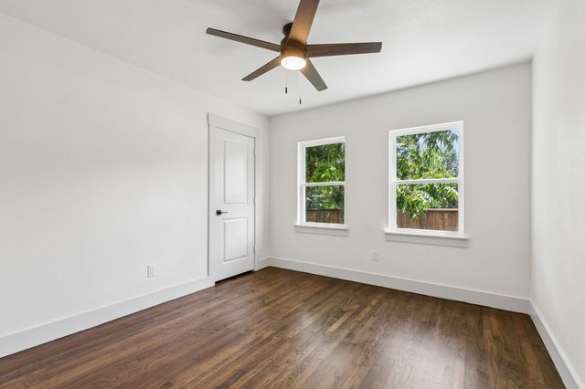 1416 S Waverly Drive, Dallas, TX 75208