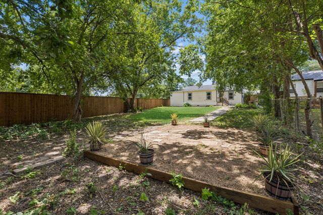 1416 S Waverly Drive, Dallas, TX 75208