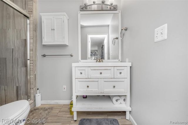 8665 Cooley Lake Road, Commerce Twp, MI 48382