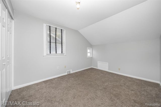 8665 Cooley Lake Road, Commerce Twp, MI 48382