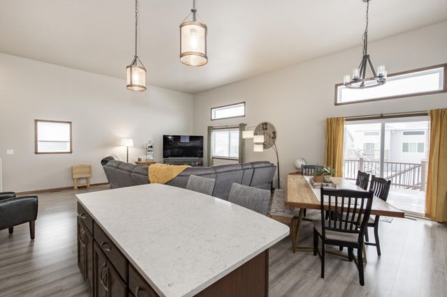 2750 10th Street W, West Fargo, ND 58078