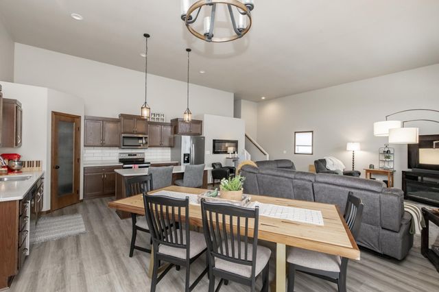 2750 10th Street W, West Fargo, ND 58078