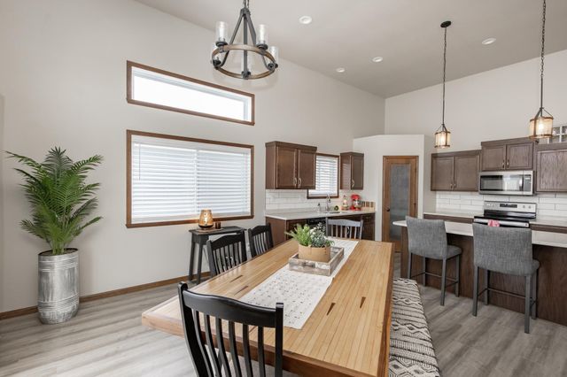 2750 10th Street W, West Fargo, ND 58078