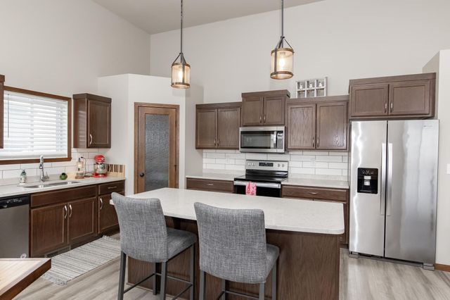 2750 10th Street W, West Fargo, ND 58078