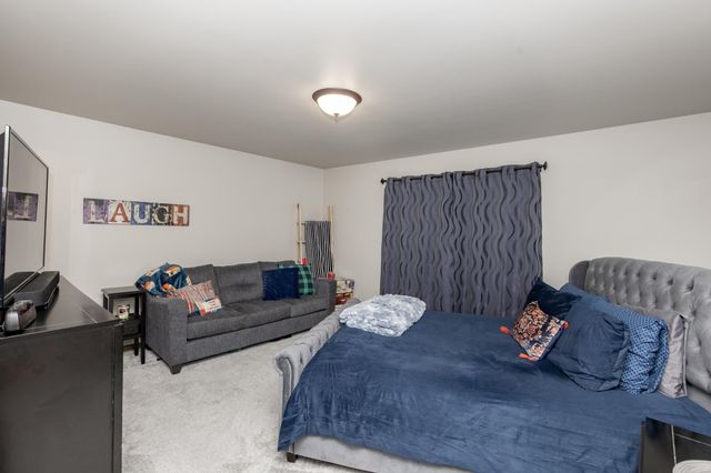 2750 10th Street W, West Fargo, ND 58078