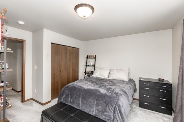 2750 10th Street W, West Fargo, ND 58078