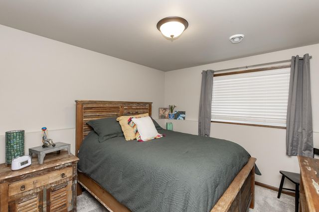 2750 10th Street W, West Fargo, ND 58078