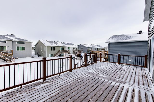 2750 10th Street W, West Fargo, ND 58078