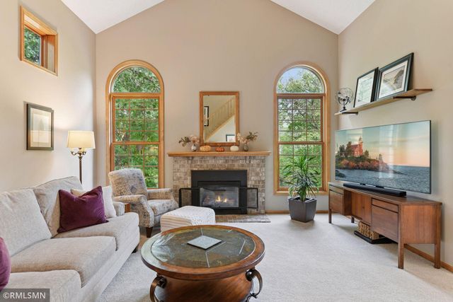 19500 Silver Lake Trail, Shorewood, MN 55331