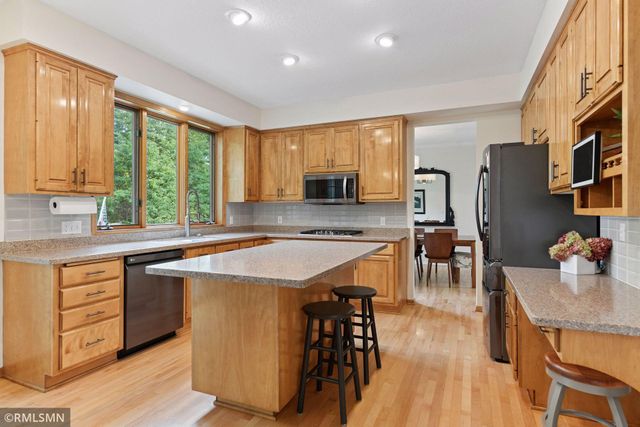 19500 Silver Lake Trail, Shorewood, MN 55331