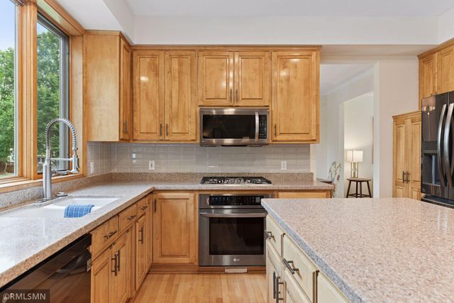 19500 Silver Lake Trail, Shorewood, MN 55331