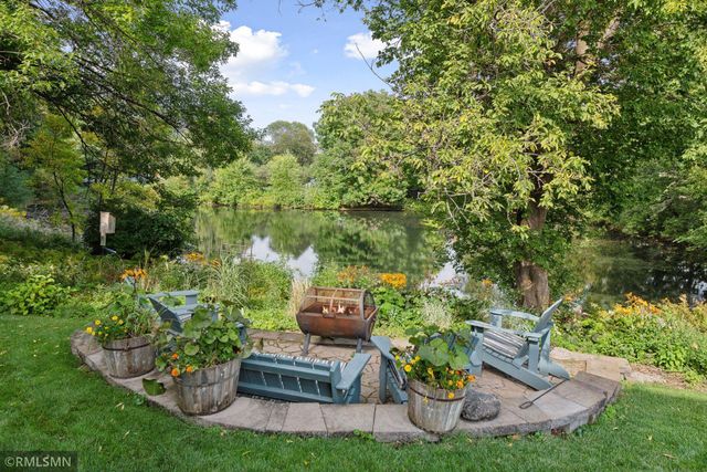 19500 Silver Lake Trail, Shorewood, MN 55331