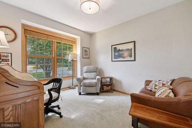 19500 Silver Lake Trail, Shorewood, MN 55331