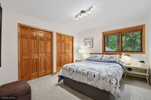 19500 Silver Lake Trail, Shorewood, MN 55331