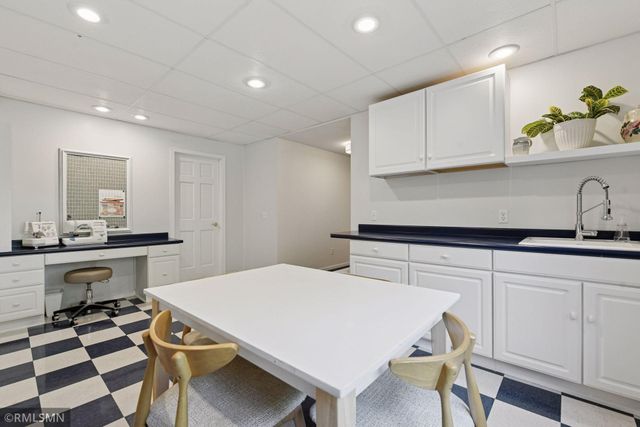 19500 Silver Lake Trail, Shorewood, MN 55331