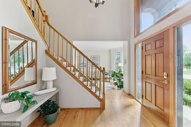 19500 Silver Lake Trail, Shorewood, MN 55331