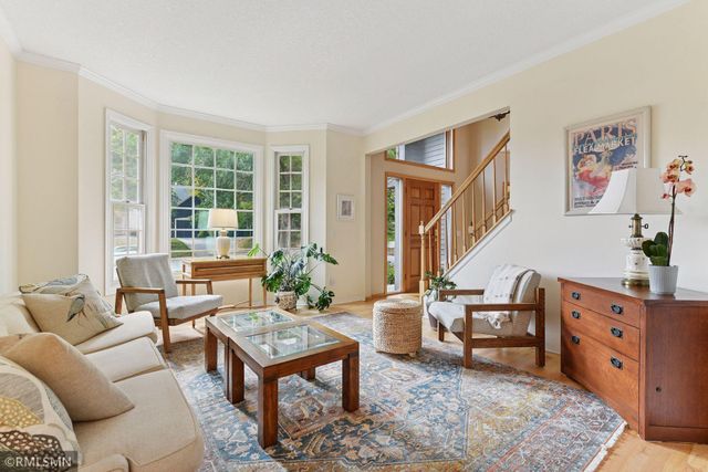 19500 Silver Lake Trail, Shorewood, MN 55331