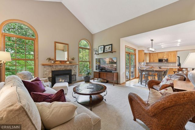 19500 Silver Lake Trail, Shorewood, MN 55331