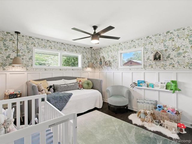 4405 North River Road, Fort Gratiot, MI 48059