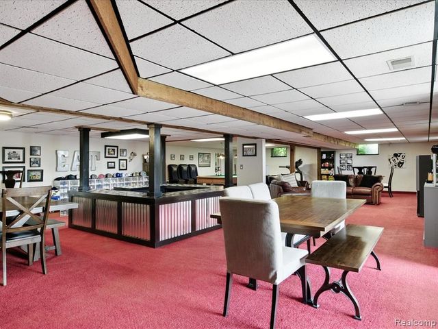 4405 North River Road, Fort Gratiot, MI 48059