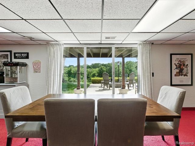 4405 North River Road, Fort Gratiot, MI 48059