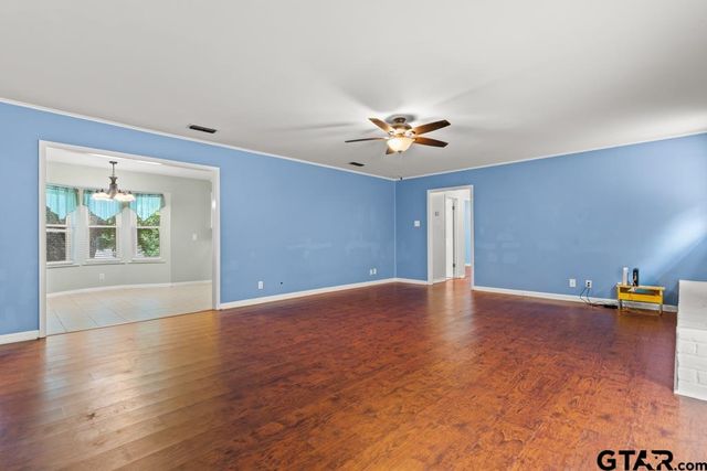 2202 Balsam Street, Longview, TX 75605