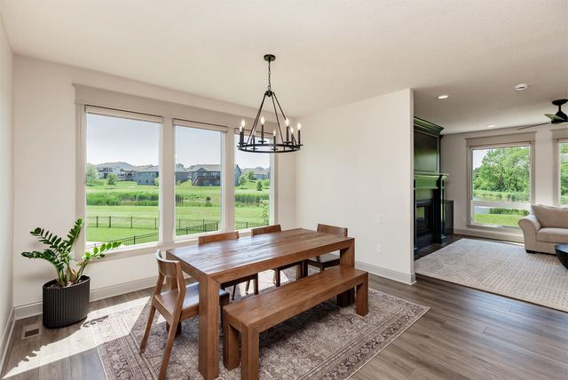 3810 Woodland Court, Waukee, IA 50263