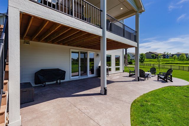 3810 Woodland Court, Waukee, IA 50263