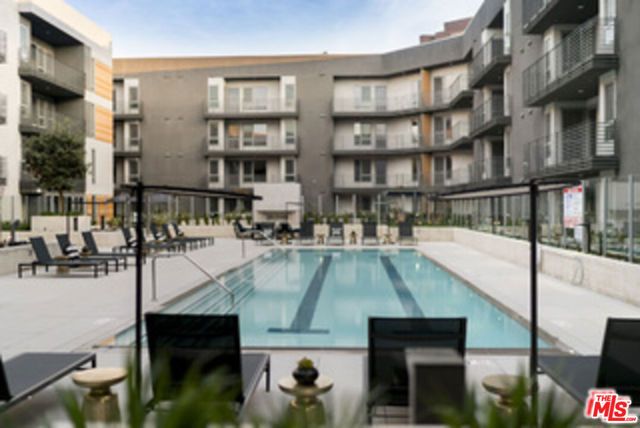 3425 W OLIVE Avenue 306, Burbank, CA 91505