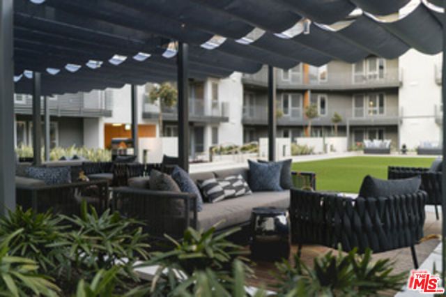 3425 W OLIVE Avenue 306, Burbank, CA 91505