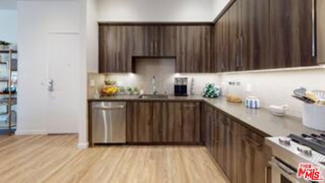 3425 W OLIVE Avenue 306, Burbank, CA 91505