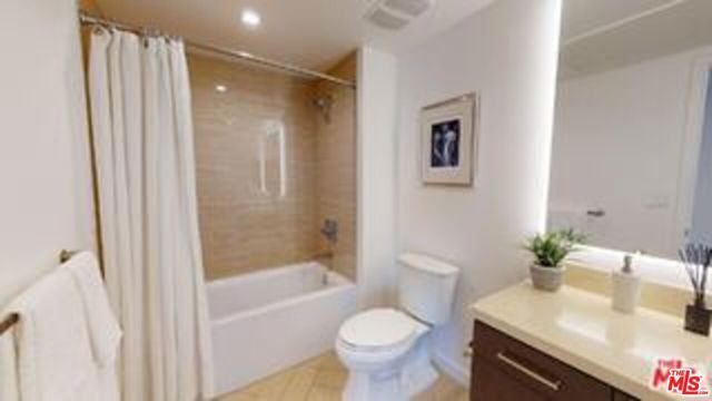 3425 W OLIVE Avenue 306, Burbank, CA 91505